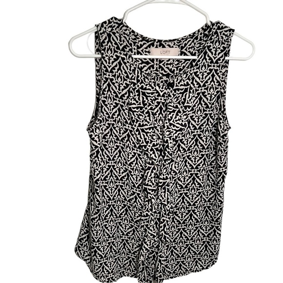 Loft Sleeveless Button Down Ruffle Blouse Black White Geo - Picture 1 of 12
